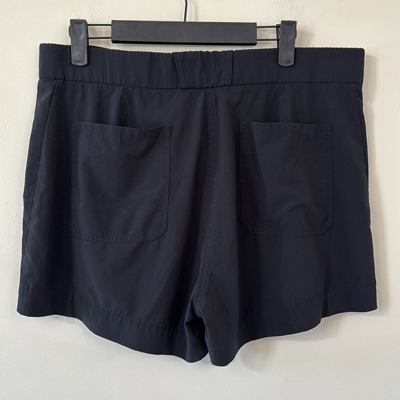 Athleta Tribeca Utility Short Black Size 12 - Picture 5 of 7